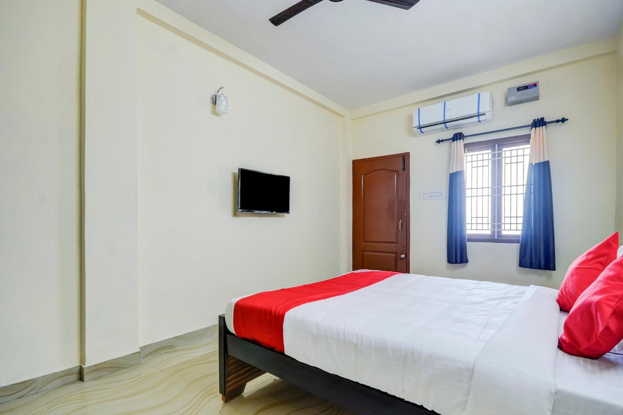 โอโย 63029 อรุทรา เรซิเดนซี Hotel Podanur ภายนอก รูปภาพ